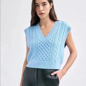Babaton emporia vest
